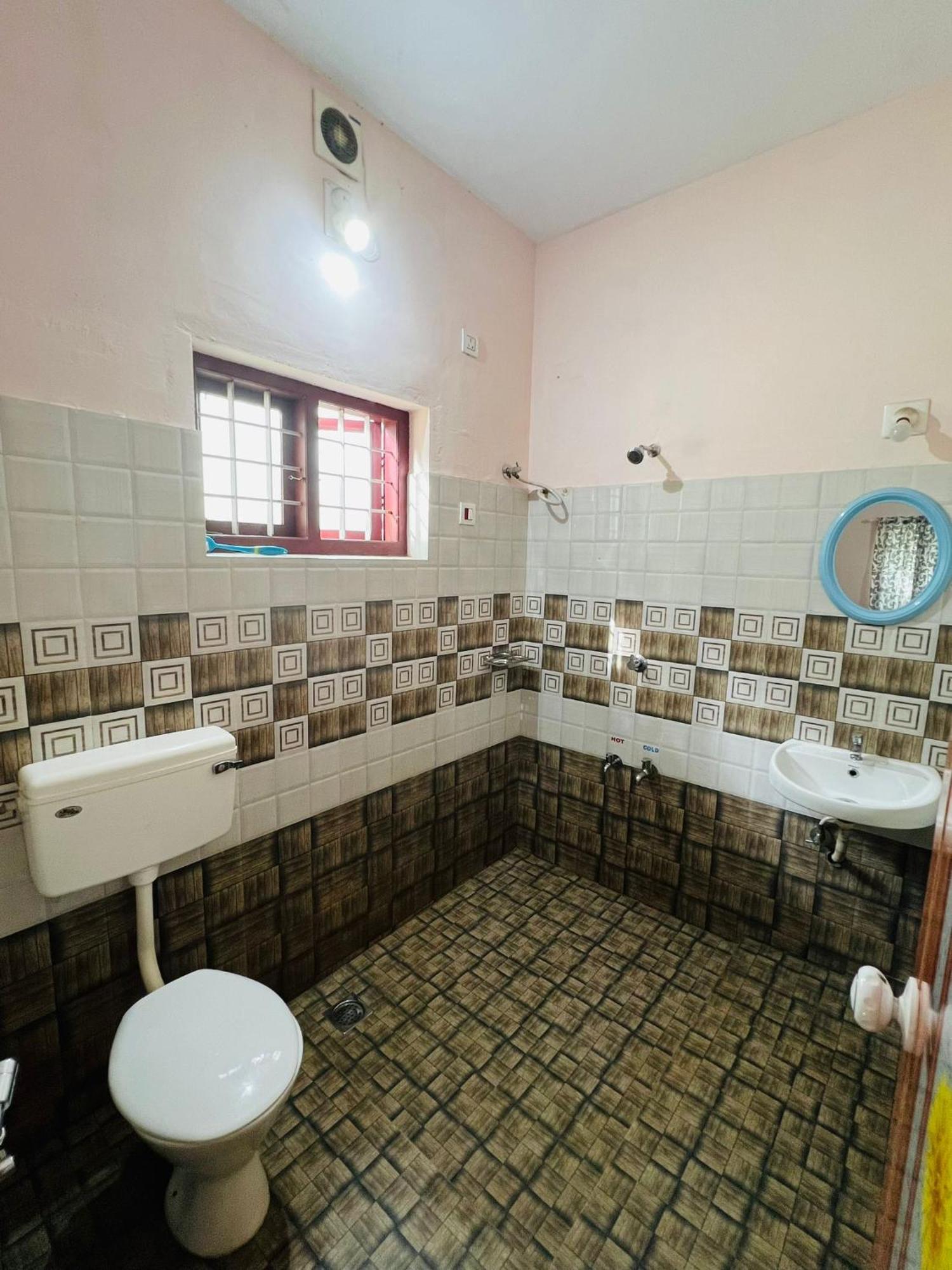 Villa Kadampil Bliss Maraiyūr Exterior foto
