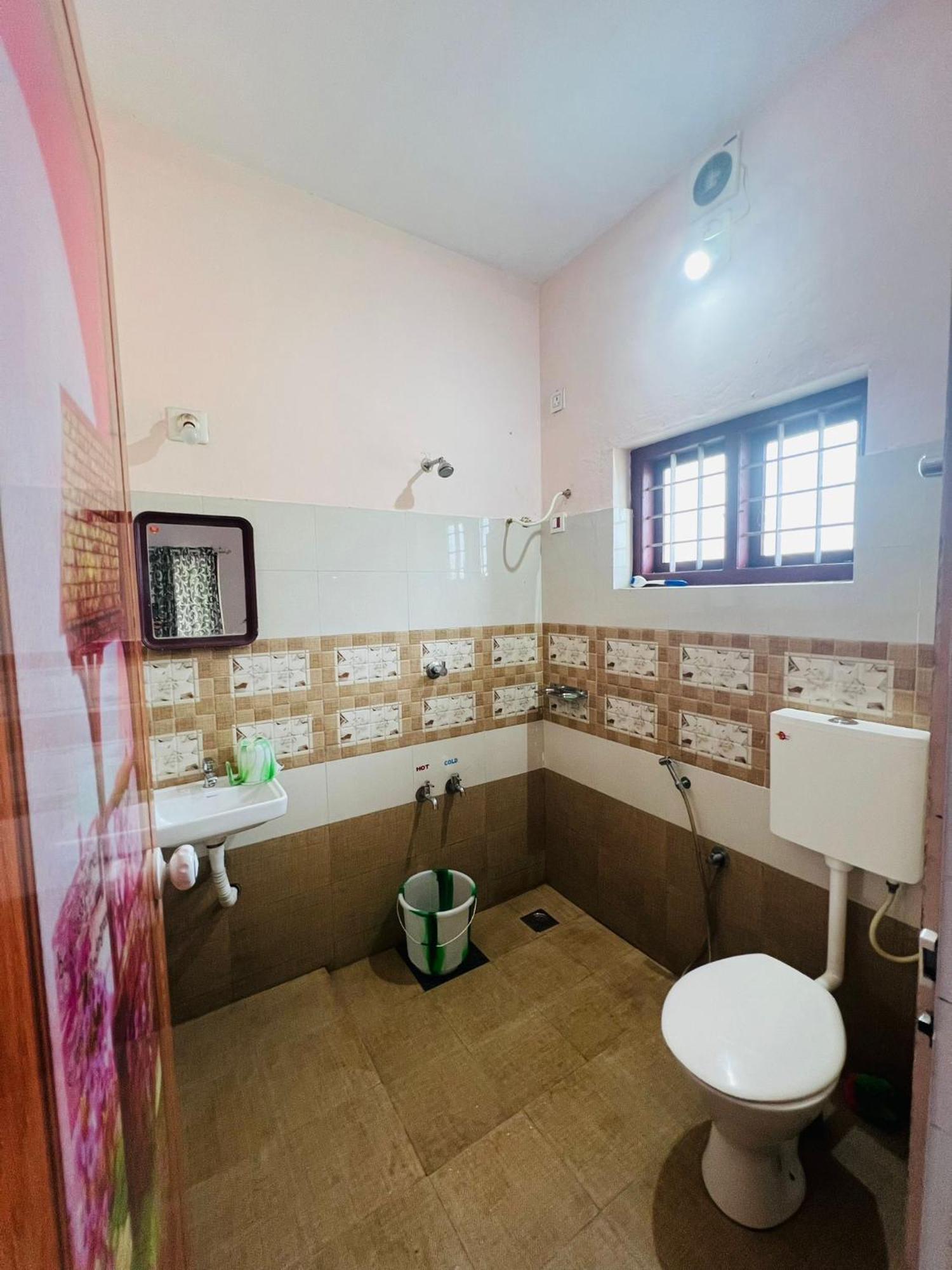 Villa Kadampil Bliss Maraiyūr Exterior foto